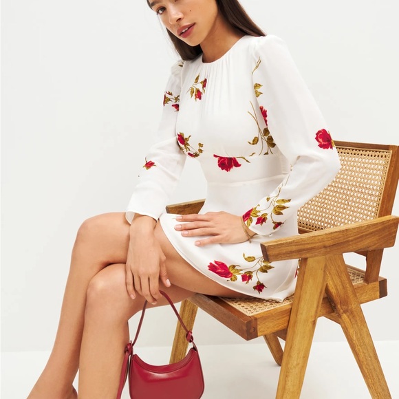 Reformation Mini Rosetta Shoulder Bag RED NWT & Dustbag - Picture 2 of 8